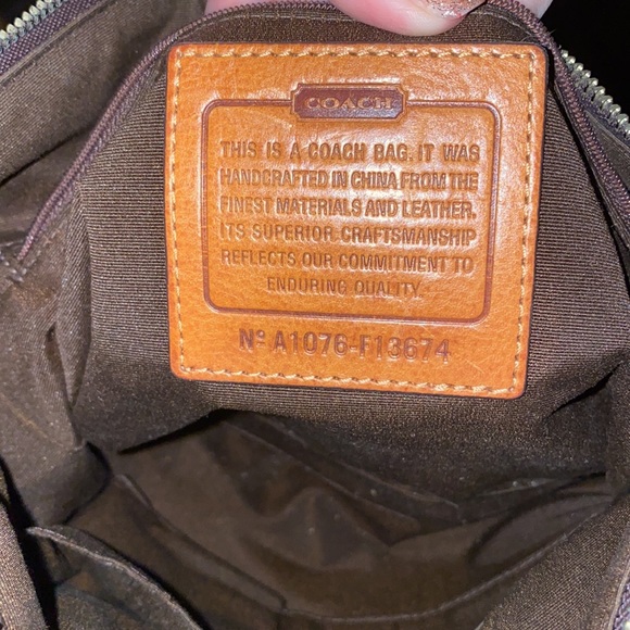 Coach Signature C Shoulder Purse Brown - Picture 8 of 10